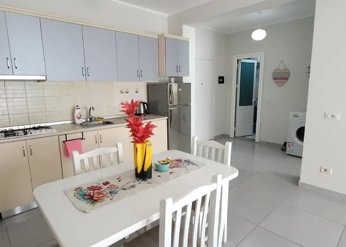 Apartment Seaview & *